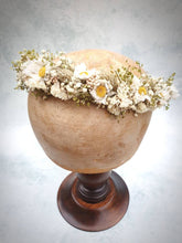 Load image into Gallery viewer, White dried flower crown
