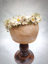 Load image into Gallery viewer, White dried flower crown
