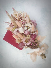 Load image into Gallery viewer, Small pink dry flower bouquet
